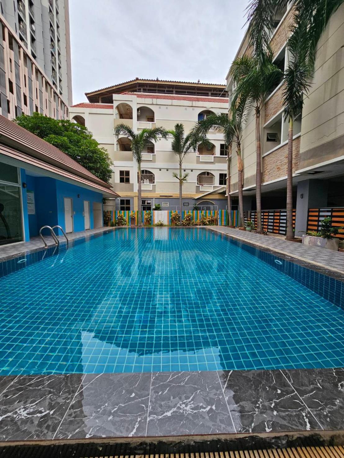 Diya Hotel Bangkok Buitenkant foto